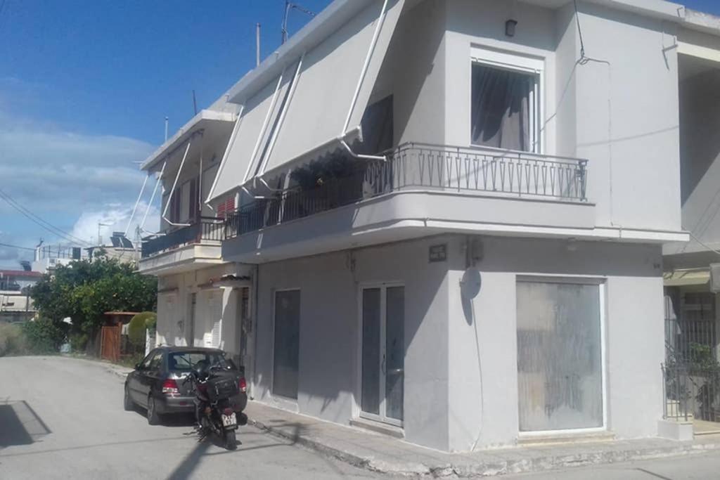 Paris House 1 Lägenhet Patras Exteriör bild